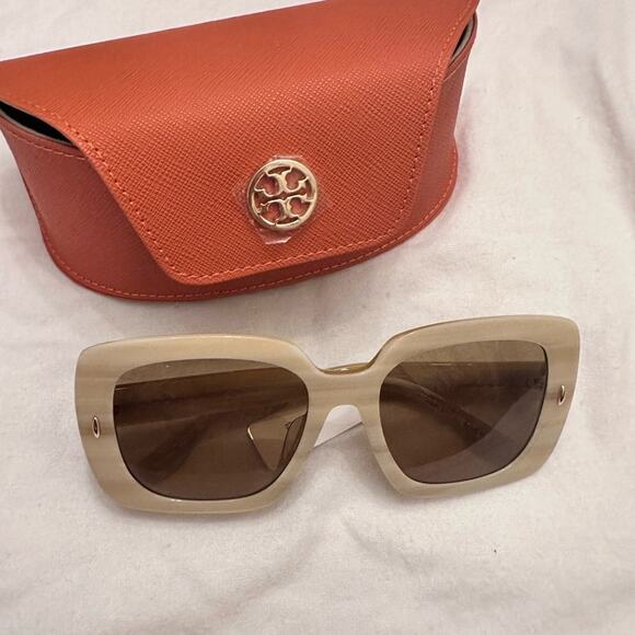 Tory Burch Gold Sunglasses. Make Offer! - Picture 4 of 5